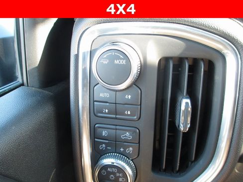 Used 2022 GMC Sierra 3500 Denali w/ Denali Ultimate Package image 30