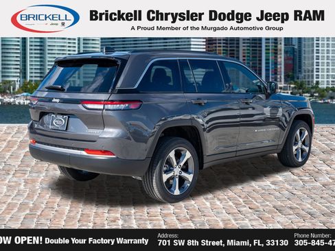 New 2026 Jeep Grand Cherokee Limited RWD image 5