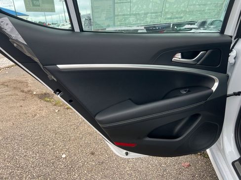 New 2026 Genesis G70 2.5T image 21