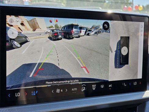 Used 2025 Ford Explorer ST image 3