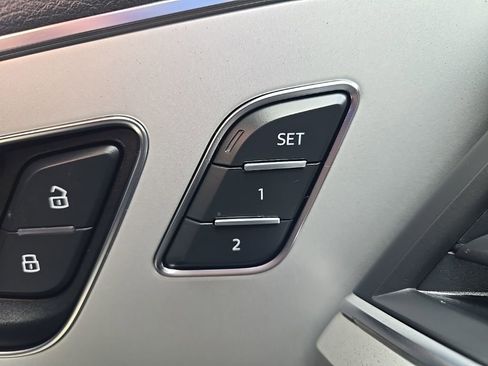 Used 2019 Audi Q7 2.0T Premium Plus w/ Premium Plus Package image 26