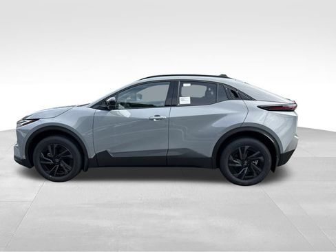 New 2026 Toyota C-HR AWD/4WD image 2