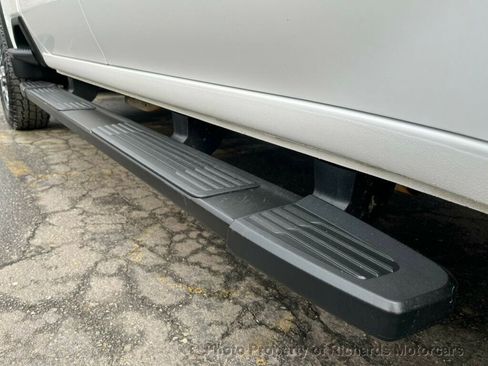 Used 2024 GMC Sierra 2500 SLE w/ SLE Value Package; image 12