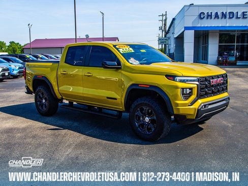 Used 2023 GMC Canyon Elevation w/ Elevation Premium Package AWD/4WD image 1