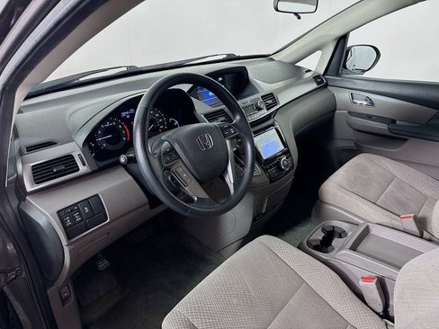 Used 2016 Honda Odyssey EX image 9