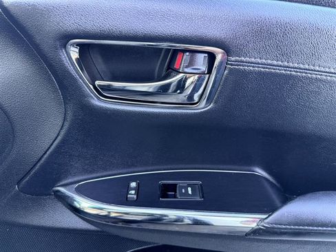 Used 2014 Toyota Avalon XLE Touring FWD image 14