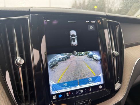 Used 2022 Volvo XC60 T8 Inscription w/ Advanced Package image 28