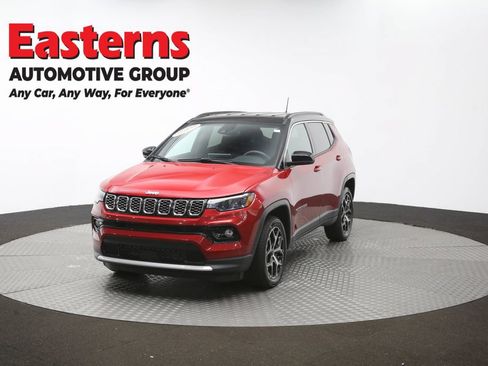 Used 2025 Jeep Compass Limited AWD/4WD image 55