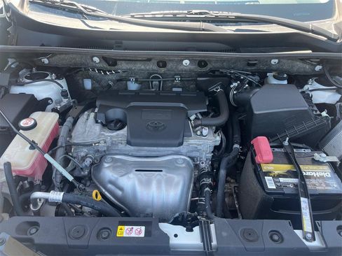Used 2018 Toyota RAV4 XLE w/ Plus Extra Value Package AWD/4WD image 11