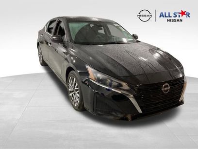Used 2025 Nissan Altima 2.5 SV