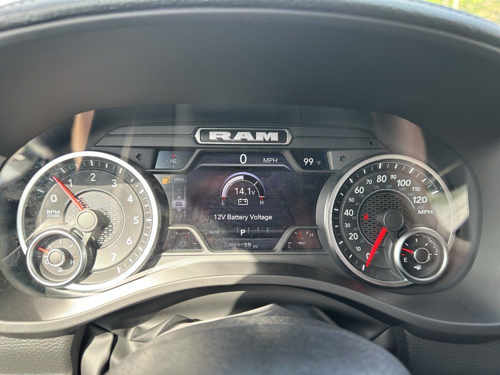 New 2026 RAM 1500 Laramie w/ Laramie Preferred Package AWD/4WD image 16