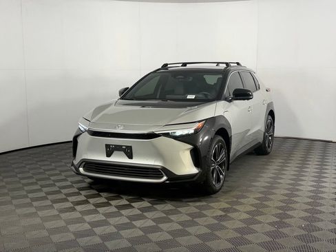 Used 2025 Toyota bZ4X FWD w/ Weather Package image 3