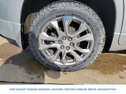 Used 2019 Chevrolet Traverse Premier image 21