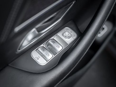 Used 2023 Mercedes-Benz GLE 450 4MATIC image 48