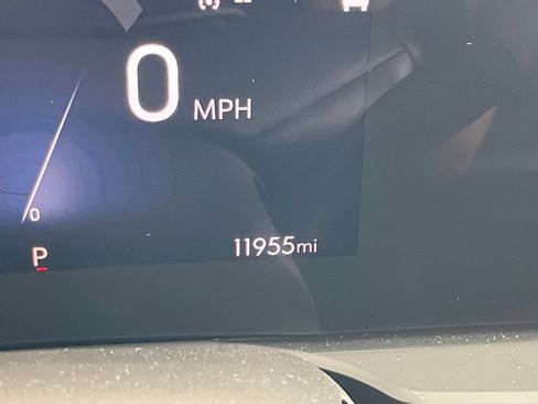 Used 2025 Buick Envista Sport Touring image 40