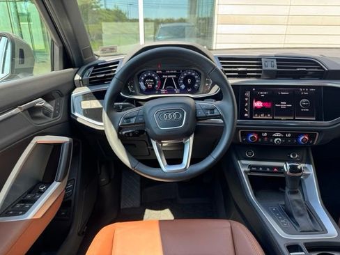Certified 2025 Audi Q3 2.0T Premium Plus w/ Premium Plus Package AWD/4WD image 12