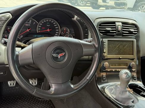 Used 2006 Chevrolet Corvette Z06 w/ Preferred Equipment Group RWD image 23