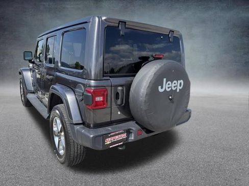 Used 2019 Jeep Wrangler Unlimited Sahara w/ Dual Top Group AWD/4WD image 8