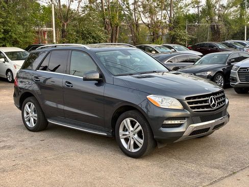Used 2013 Mercedes-Benz ML 350 4MATIC image 4