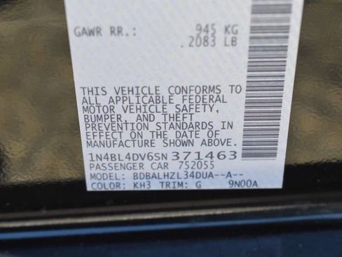 Used 2025 Nissan Altima 2.5 SV image 34