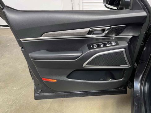 Used 2022 Kia Telluride EX w/ EX Premium Package FWD image 70