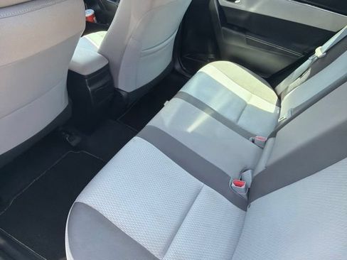 Used 2017 Toyota Corolla LE w/ Carpet Mat Package (TMS) FWD image 9