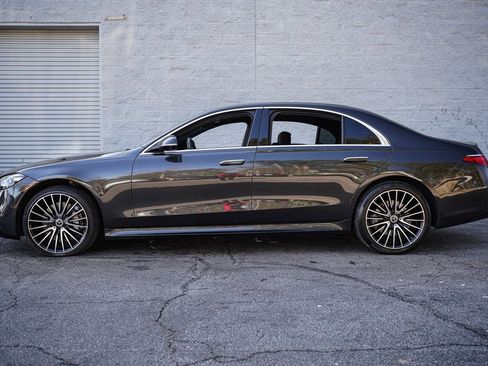 Used 2022 Mercedes-Benz S 580 S 580 w/ AMG Line Package image 10