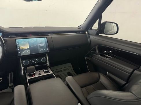 Certified 2023 Land Rover Range Rover SE image 21