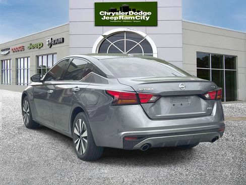 Used 2019 Nissan Altima 2.5 SV AWD/4WD image 8
