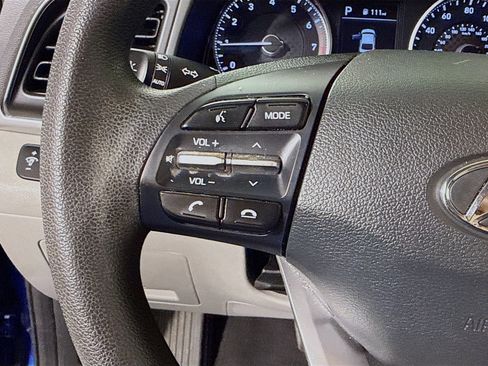 Used 2020 Hyundai Elantra SEL image 14