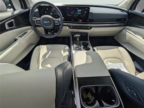 Used 2026 Kia Carnival SX w/ SX Dark Edition Package image 27