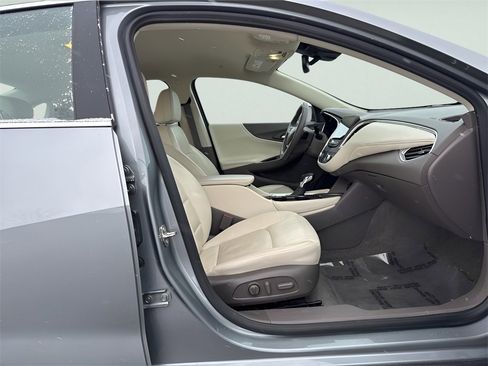 Used 2024 Chevrolet Malibu LT image 10