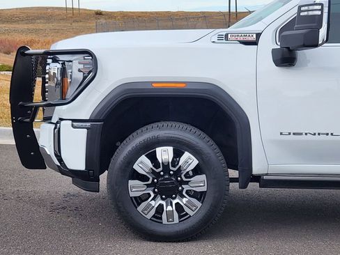 Certified 2024 GMC Sierra 2500 Denali w/ Denali Reserve Package image 8