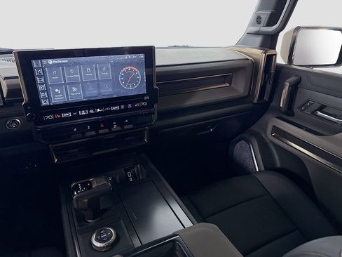 Used 2024 GMC Hummer EV 2X image 23