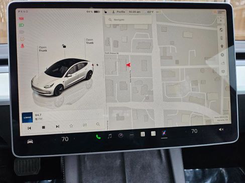 Used 2023 Tesla Model 3 Standard Range image 33