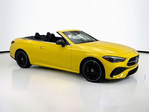 Used 2026 Mercedes-Benz CLE 300 4MATIC Cabriolet image 3