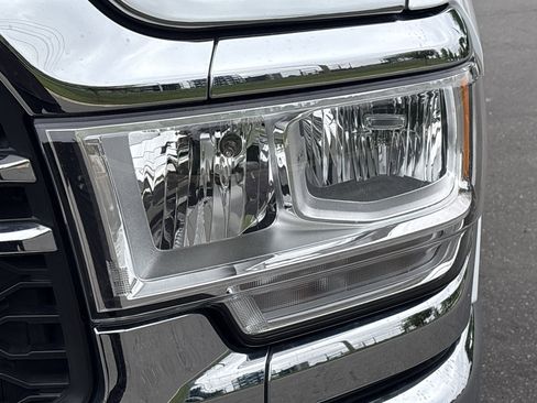 Certified 2022 RAM 2500 Tradesman w/ Chrome Appearance Group AWD/4WD image 11