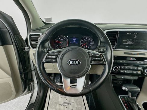 Used 2020 Kia Sportage EX image 13