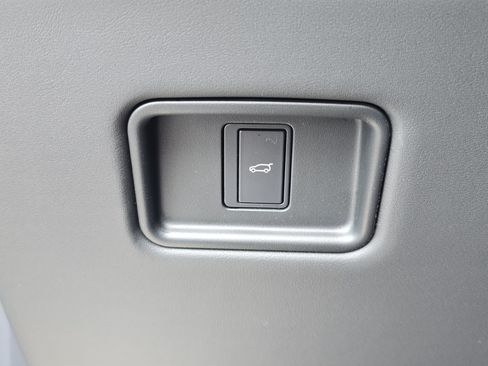 Certified 2025 Land Rover Range Rover Sport SE AWD/4WD image 26