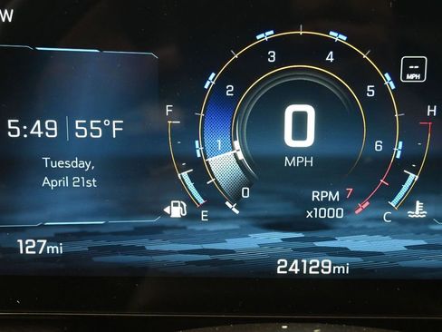 Used 2025 Chevrolet Equinox LT FWD image 16