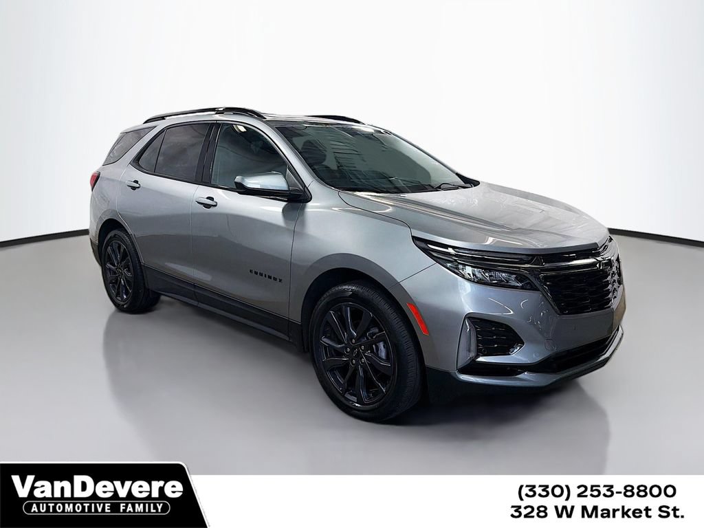Used 2023 Chevrolet Equinox RS FWD image 1