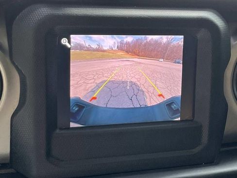 Used 2020 Jeep Gladiator Sport w/ Quick Order Package 24S image 33