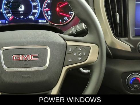 Used 2024 GMC Terrain Denali w/ LPO, Cargo Package image 30