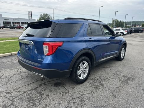 Used 2022 Ford Explorer XLT w/ Equipment Group 202A AWD/4WD image 15