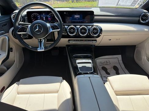 Used 2025 Mercedes-Benz CLA 250 image 22
