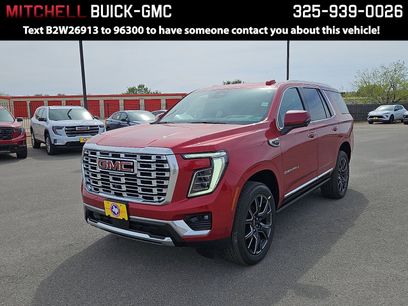 New 2026 GMC Yukon Denali w/ Sun & Power Step Package