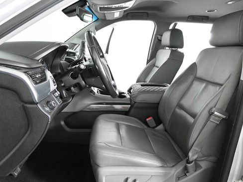 Used 2016 Chevrolet Suburban LT w/ Max Trailering Package RWD image 21