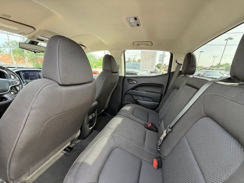 Used 2020 Chevrolet Colorado LT AWD/4WD image 23