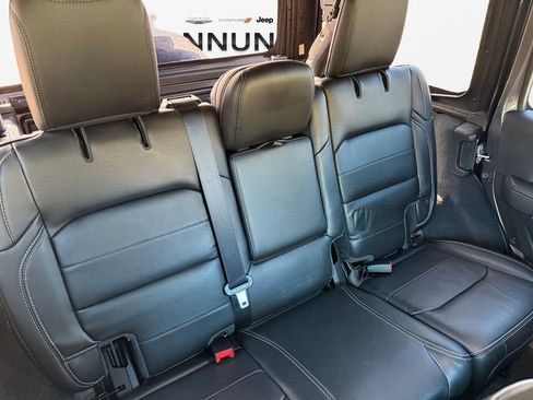 Certified 2022 Jeep Wrangler Unlimited Sahara w/ LED Lighting Group image 16