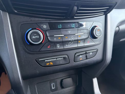Used 2019 Ford Escape SEL FWD image 30